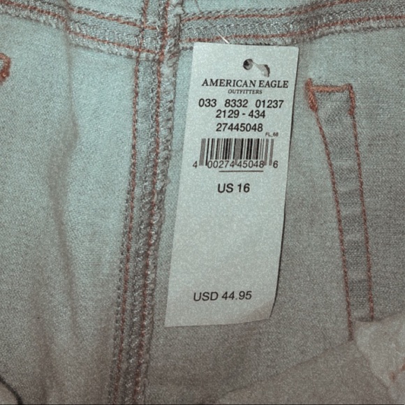 Light wash distressed high waist mini skirt - Picture 2 of 3